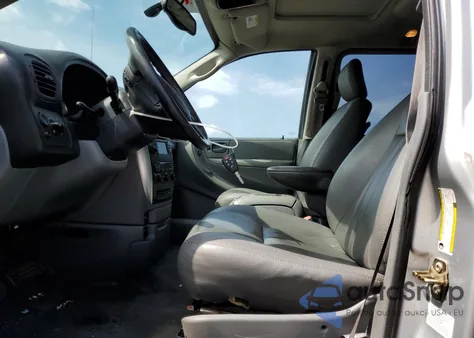 2006 Chrysler Town & Country Touring из США, поврежденный, VIN 2A4GP54L46R844501